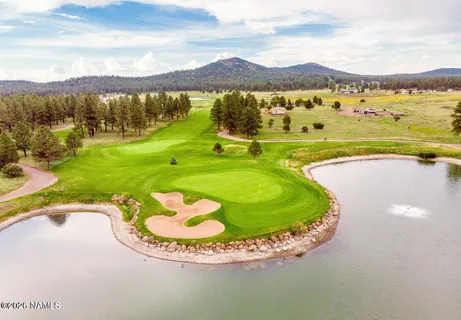 $897,400 | 2769 West St Andrews, Williams, AZ 86046