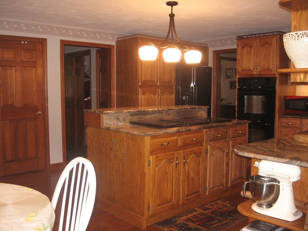 6 Ballou Road Hopedale, MA 01747 - Photo 3 of 22 Gallery Image 3