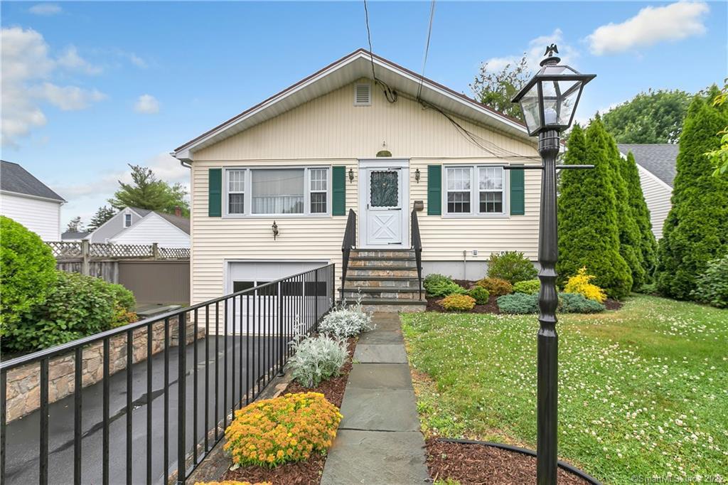 Welcome to 116 Alberta Street in Fairfield!