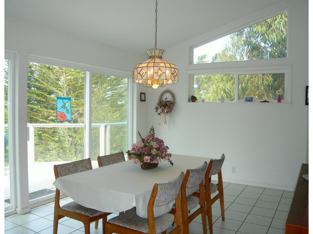 643 Isabella Road El Granada, CA 94019 - Photo 6 of 25 Gallery Image 6