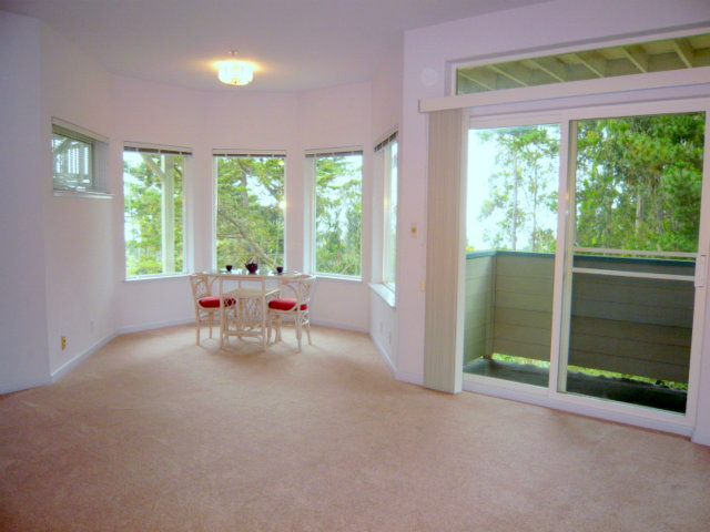 643 Isabella Road El Granada, CA 94019 - Photo 8 of 25 Gallery Image 8