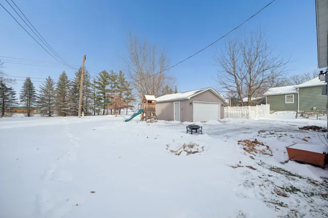 $289,900 | 704 Broadway Street, Cleveland, MN 56017