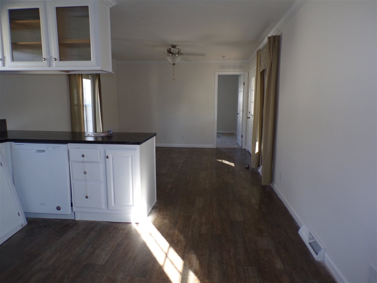 16 1st Street Exeter, NH 03833 - Photo 5 of 9