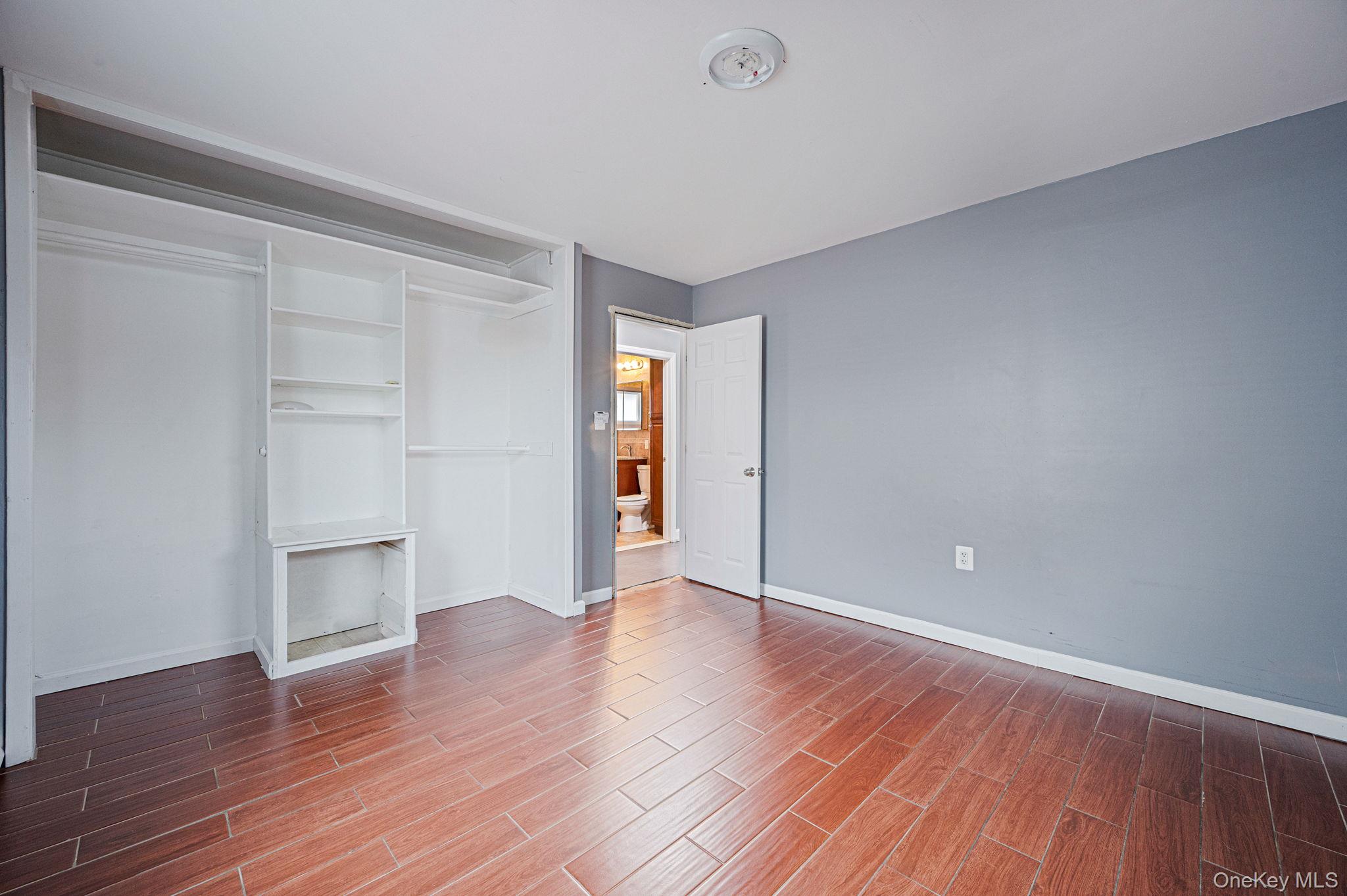 27 Mallard Road Levittown, NY 11756 - Photo 20 of 41