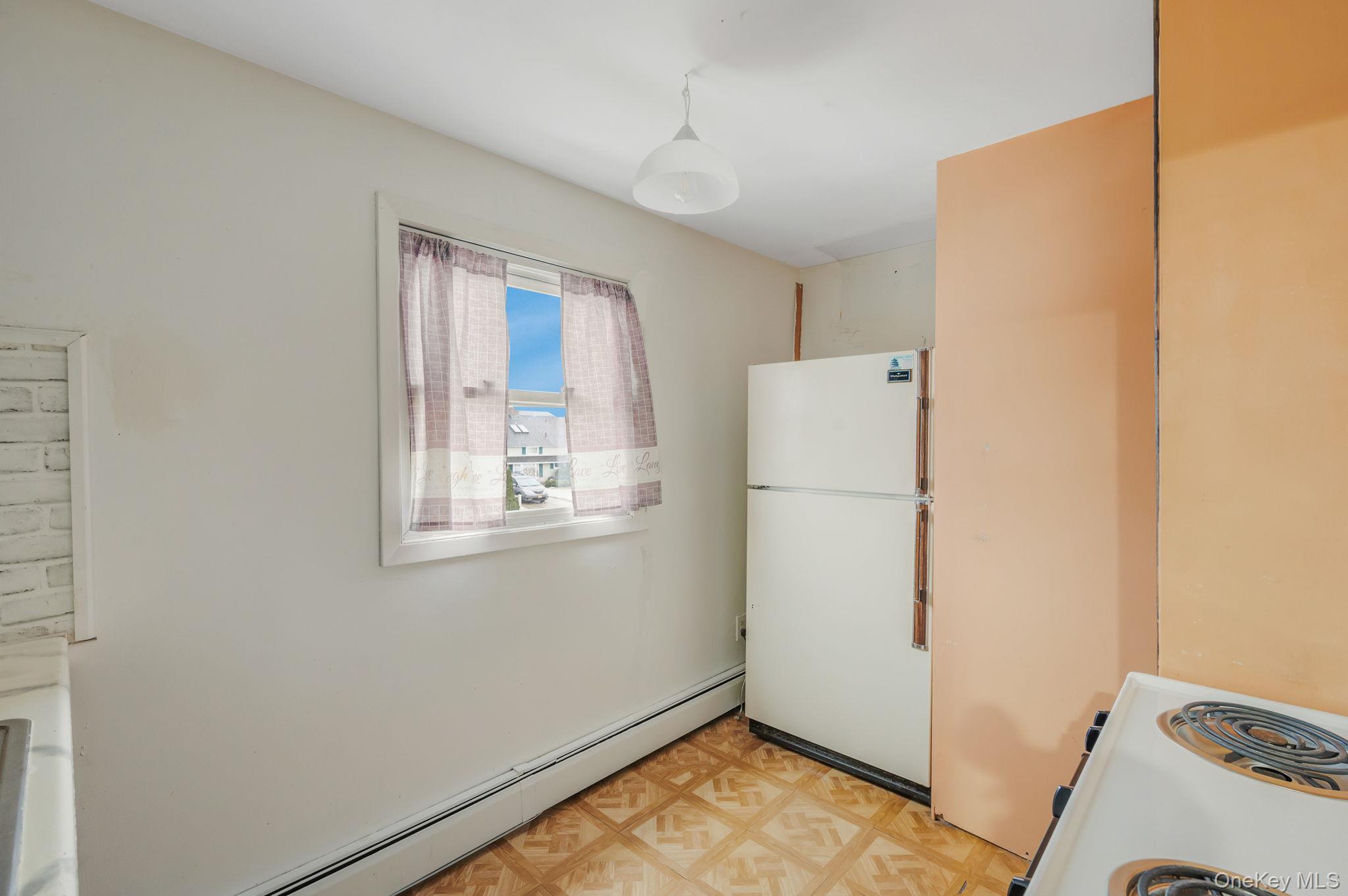 27 Mallard Road Levittown, NY 11756 - Photo 35 of 41