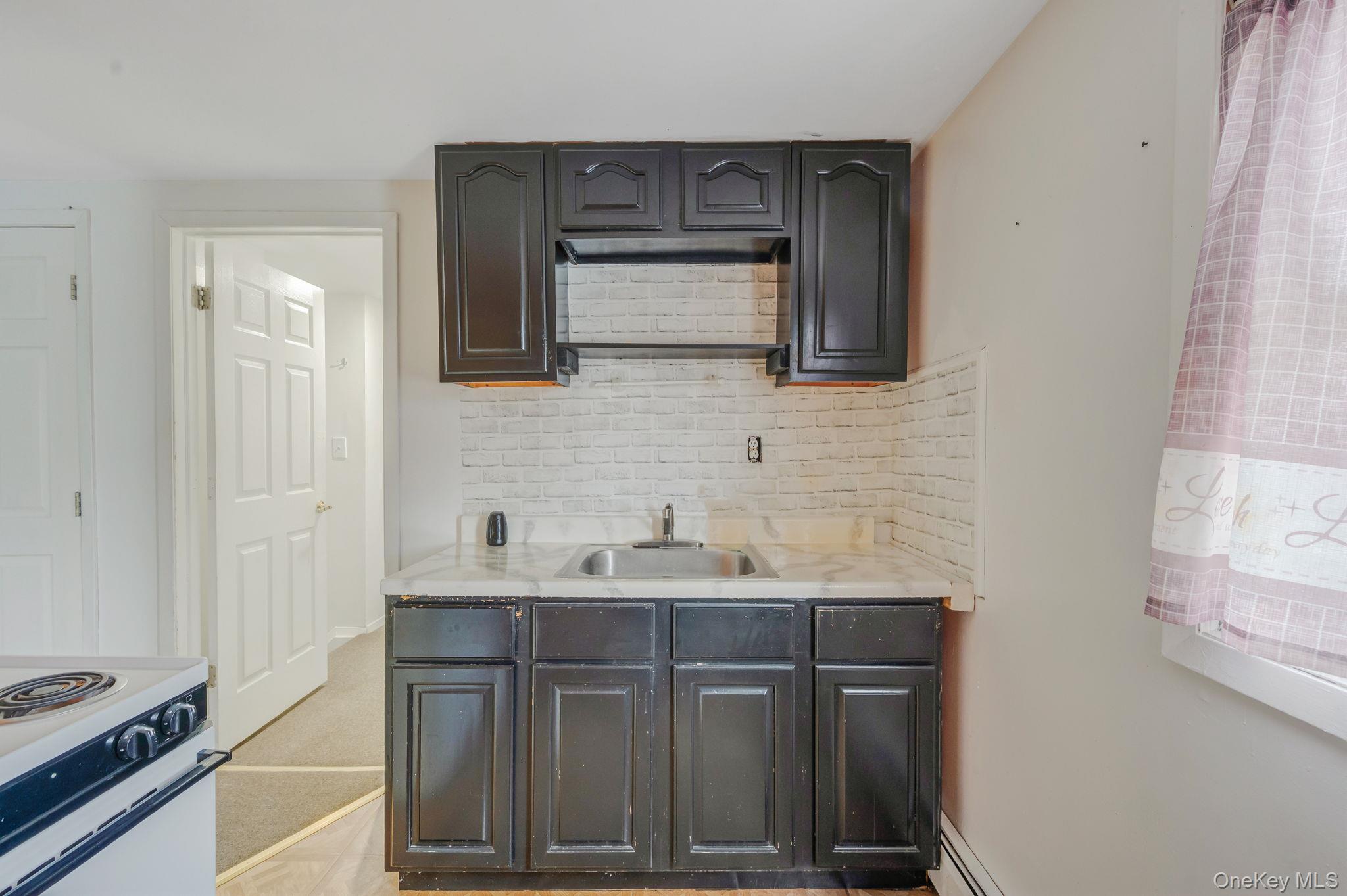 27 Mallard Road Levittown, NY 11756 - Photo 36 of 41