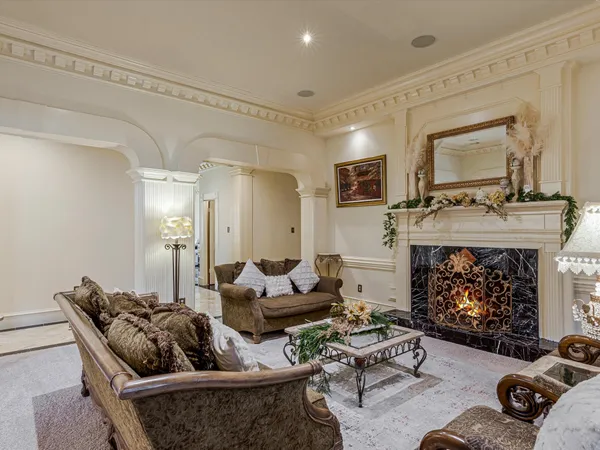 $699,900 | 7507 Naremore Drive, Spring, TX 77379