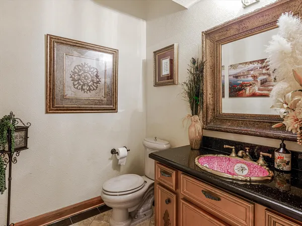 $699,900 | 7507 Naremore Drive, Spring, TX 77379