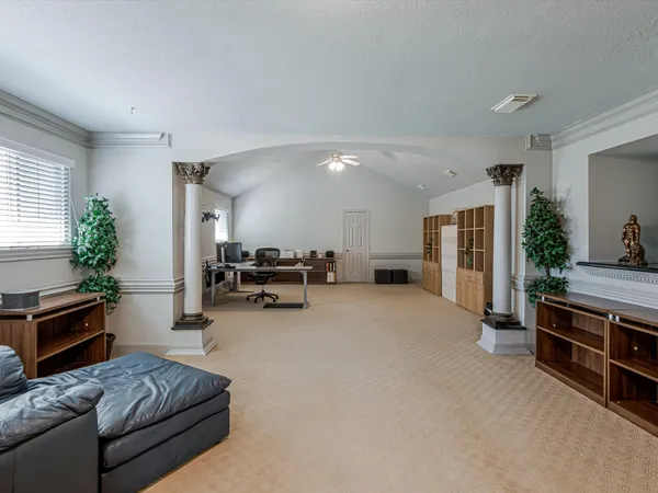 $699,900 | 7507 Naremore Drive, Spring, TX 77379