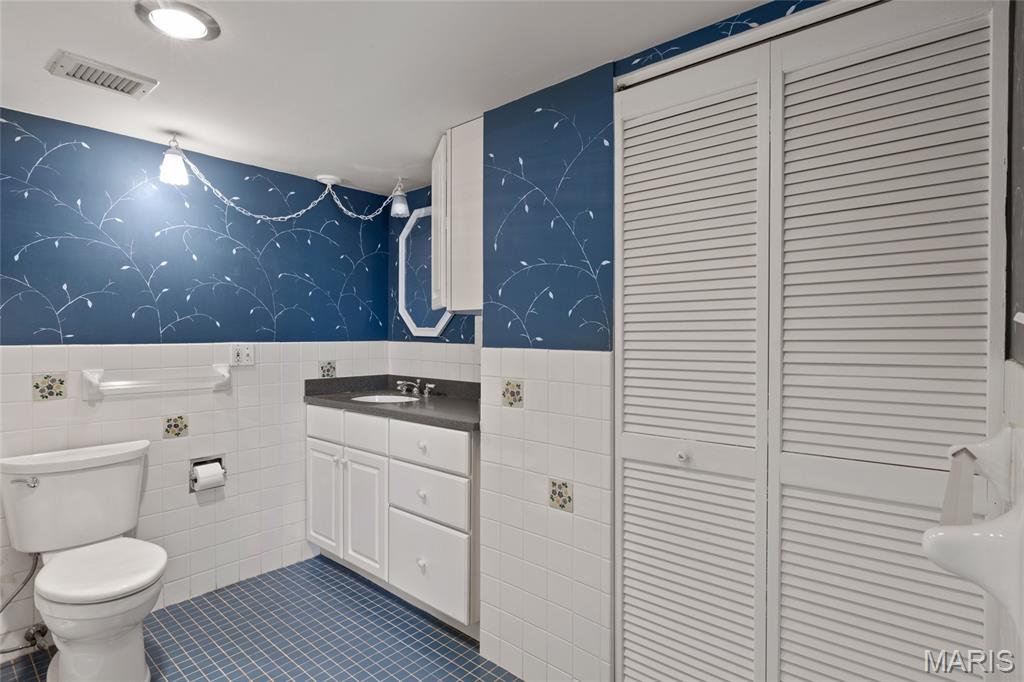 900 South Hanley Road, Unit 11B Clayton, MO 63105 - Photo 17 of 31 Gallery Image 17