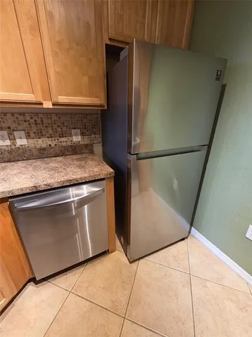 $1,350 | 10106 Courtney Oaks Circle, Unit 301, Tampa, FL 33619