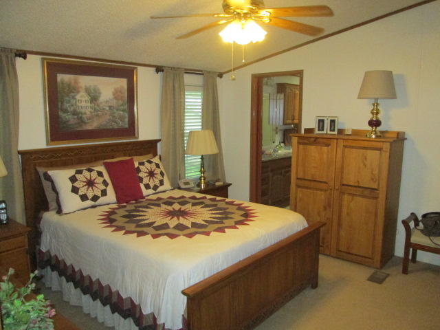 316 Rugby Road Fairfield Glade, TN 38558 - Photo 9 of 21 9 Master bedroom