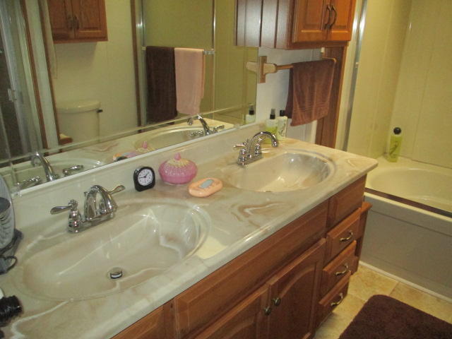 316 Rugby Road Fairfield Glade, TN 38558 - Photo 10 of 21 10 Master bath