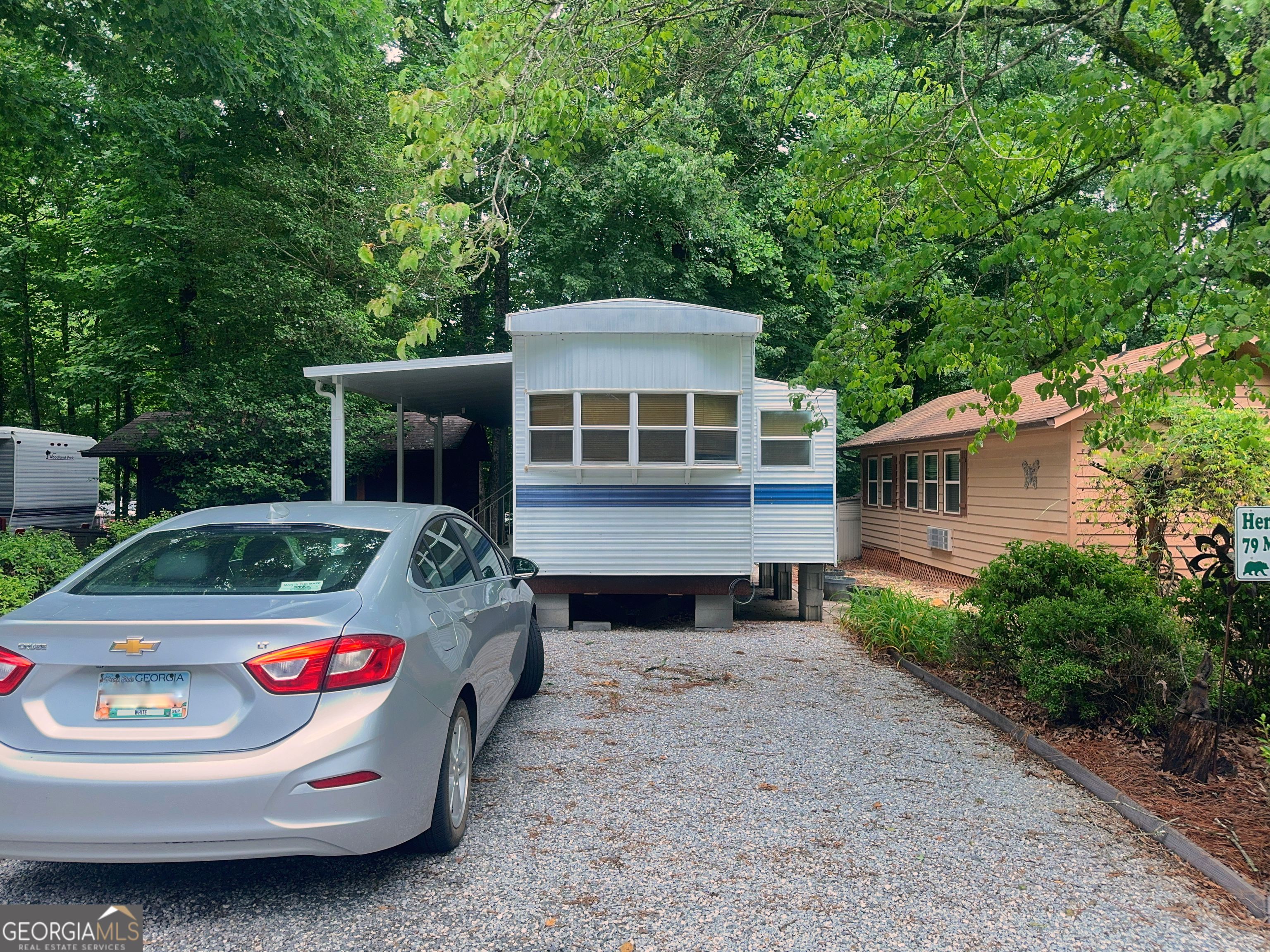 79 Maple Wood Lane Cleveland, GA 30528 - Photo 2 of 28