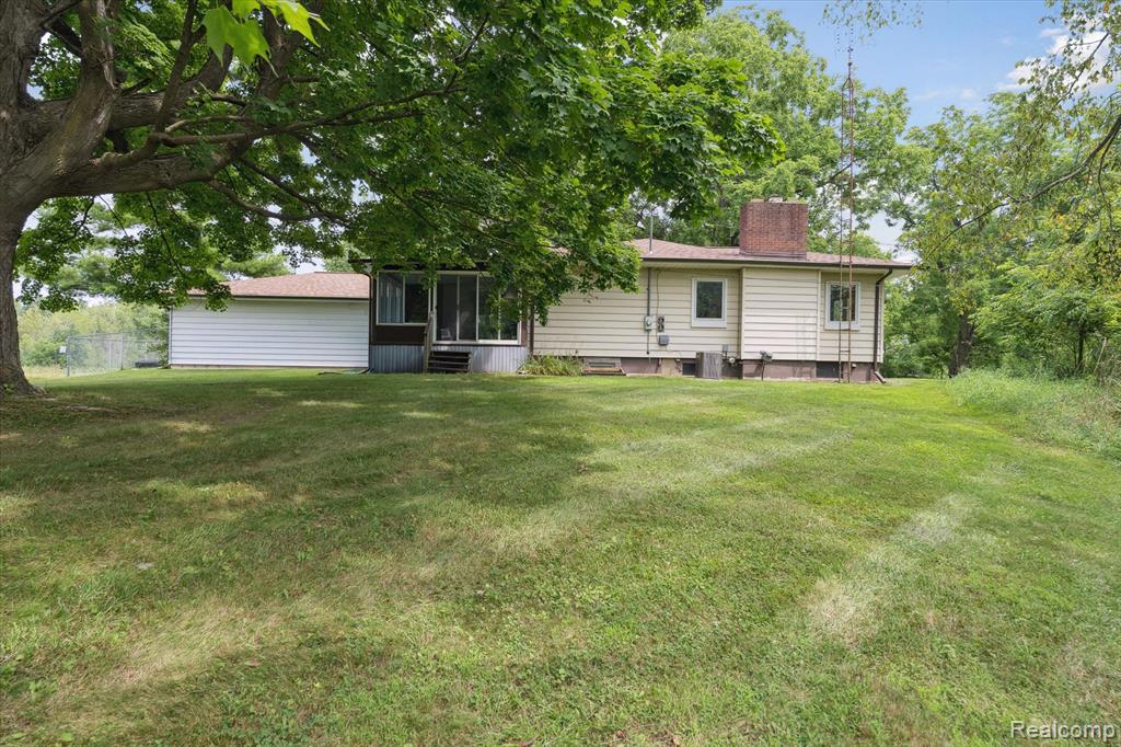 7467 McCandlish Road Grand Blanc, MI 48439 - Photo 32 of 47 Gallery Image 32
