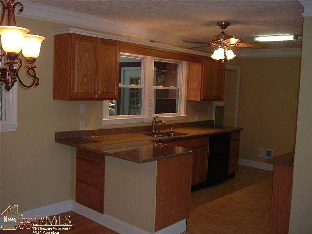 1108 East Lee Road Taylors, SC 29687 - Photo 15 of 16 Gallery Image 15