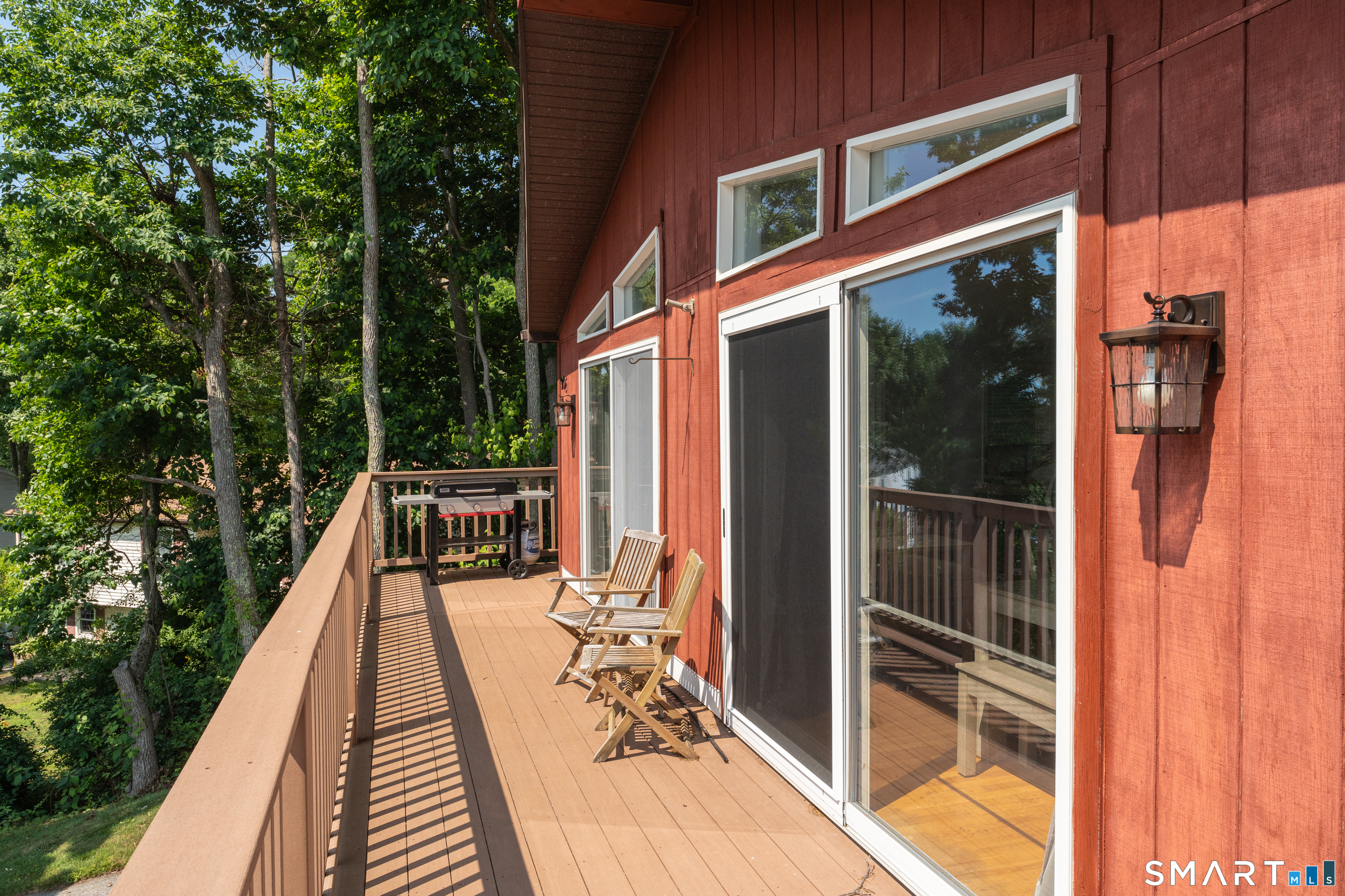 95 Crest Drive Groton, CT 06355 - Photo 18 of 40