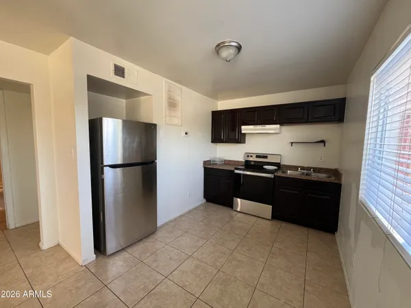 $1,050 | 1321 West Vogel Avenue, Unit 5, Phoenix, AZ 85021