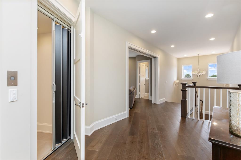 3211 Northeast 27th Avenue Lighthouse Point, FL 33064 - Photo 58 of 98 Elevator