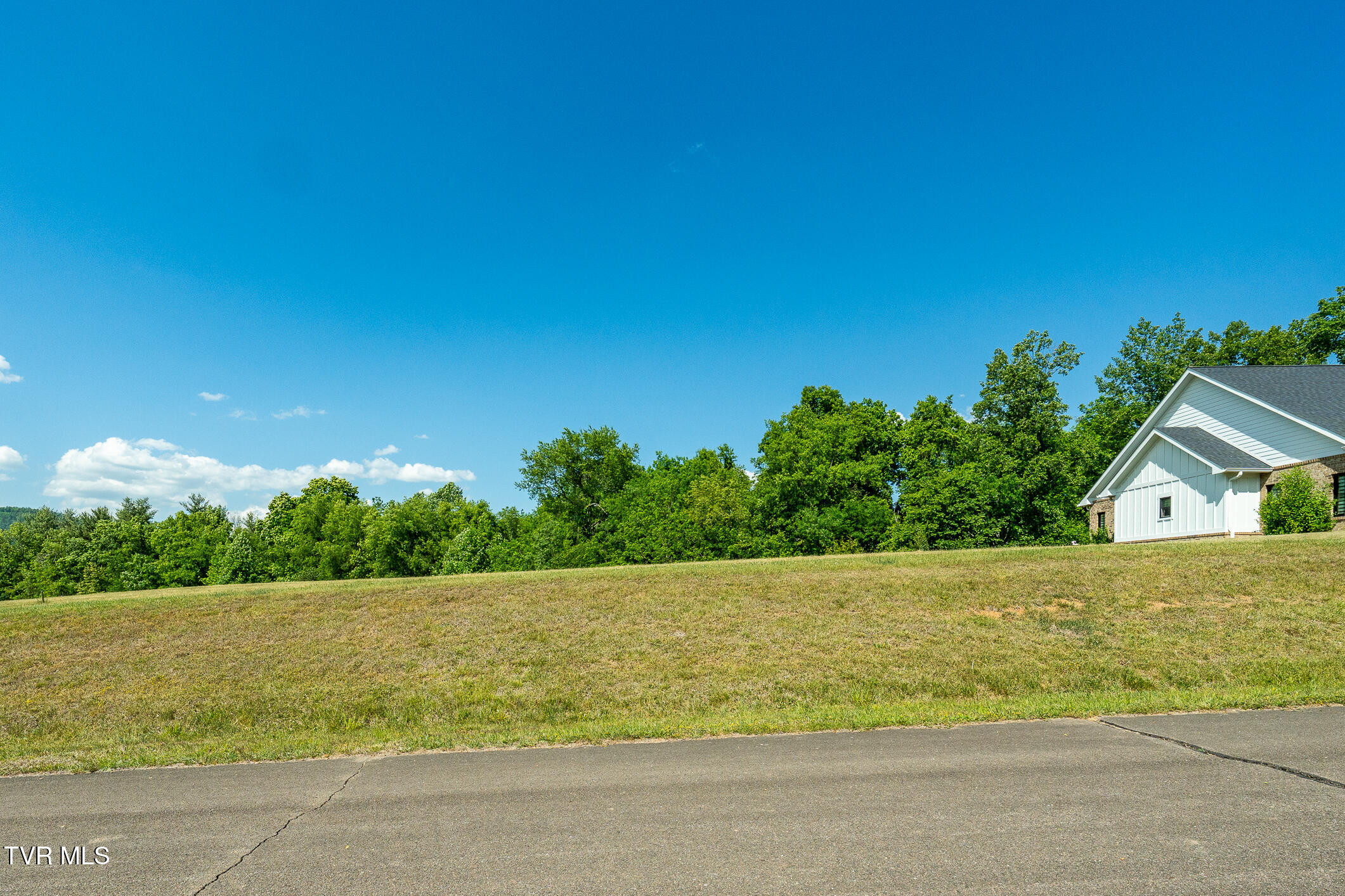 Tbd Deer Ridge Court, Unit LOT 6 Butler, TN 37640 - Photo 3 of 33 DEER RIDGE CT (23 of 34)
