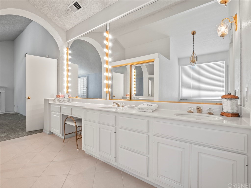 25656 Yucca Valley Road Valencia, CA 91355 - Photo 14 of 49 M.bath Double sinks plus vanity