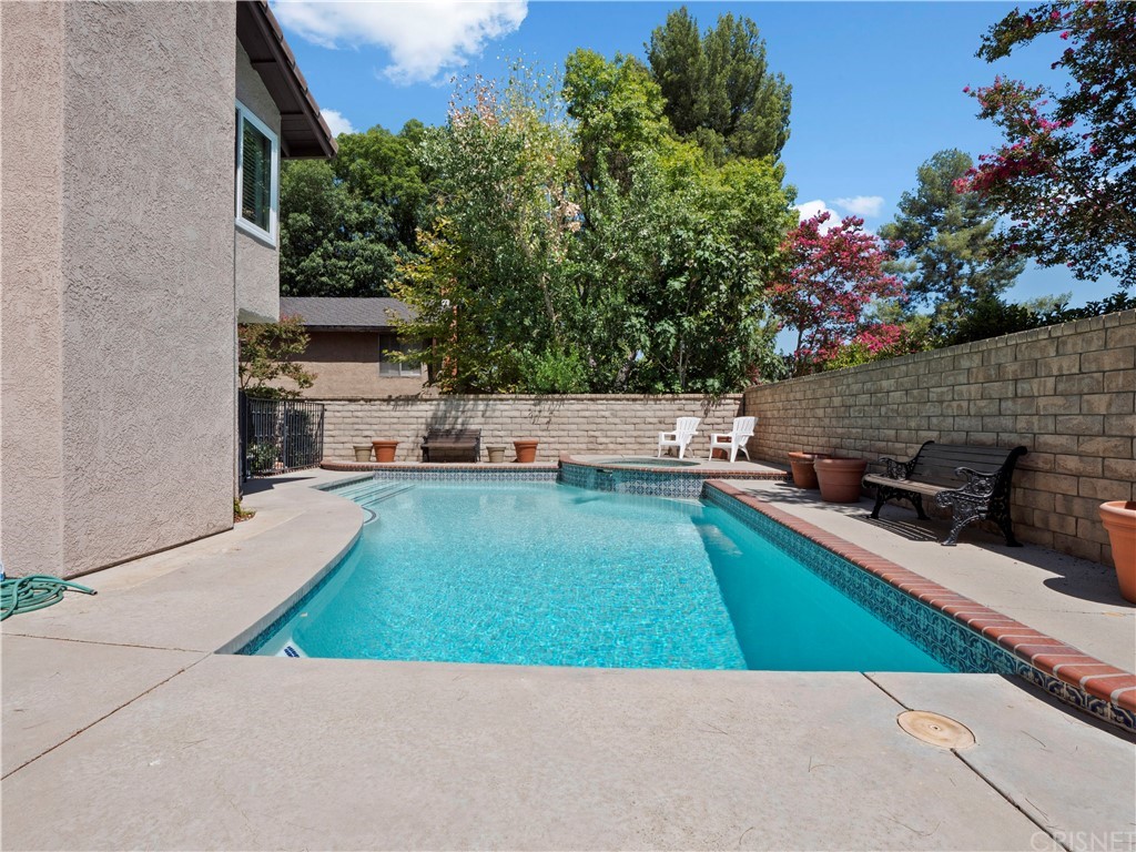 25656 Yucca Valley Road Valencia, CA 91355 - Photo 30 of 49