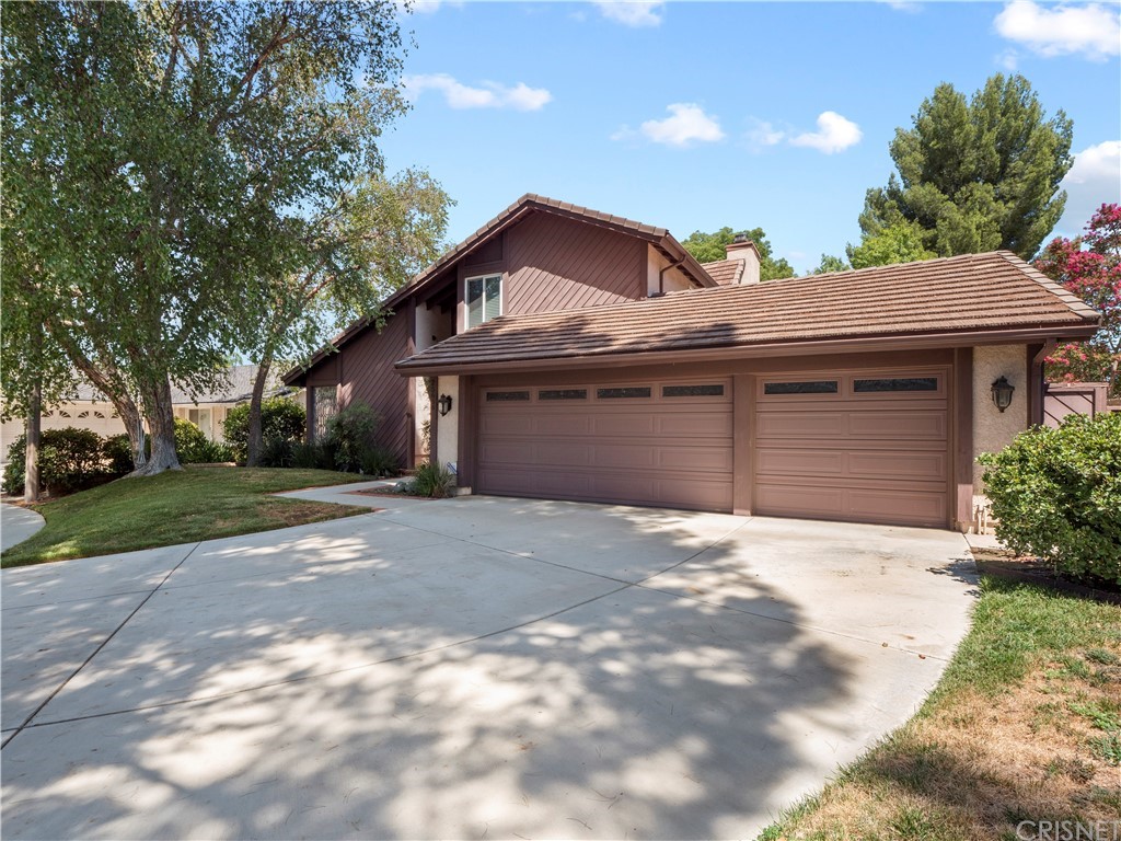 25656 Yucca Valley Road Valencia, CA 91355 - Photo 43 of 49 3 car garage & wide driveway