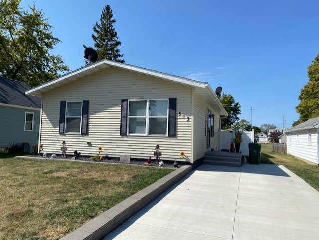 213 4th Street Standard, IL 61363 - Photo 1 of 14 Gallery Image 1