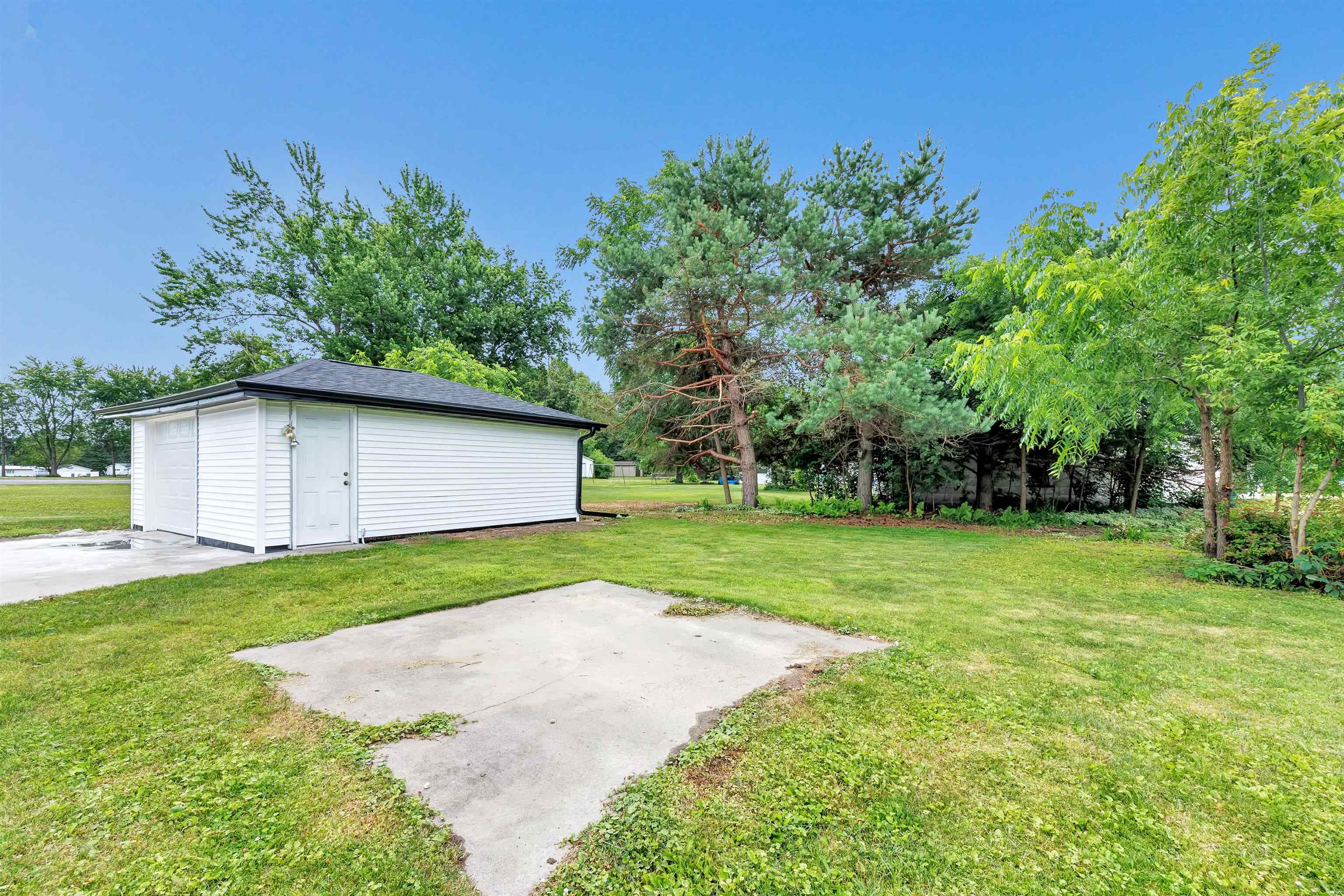 409 Spaulding Street Tigerton, WI 54486 - Photo 15 of 17