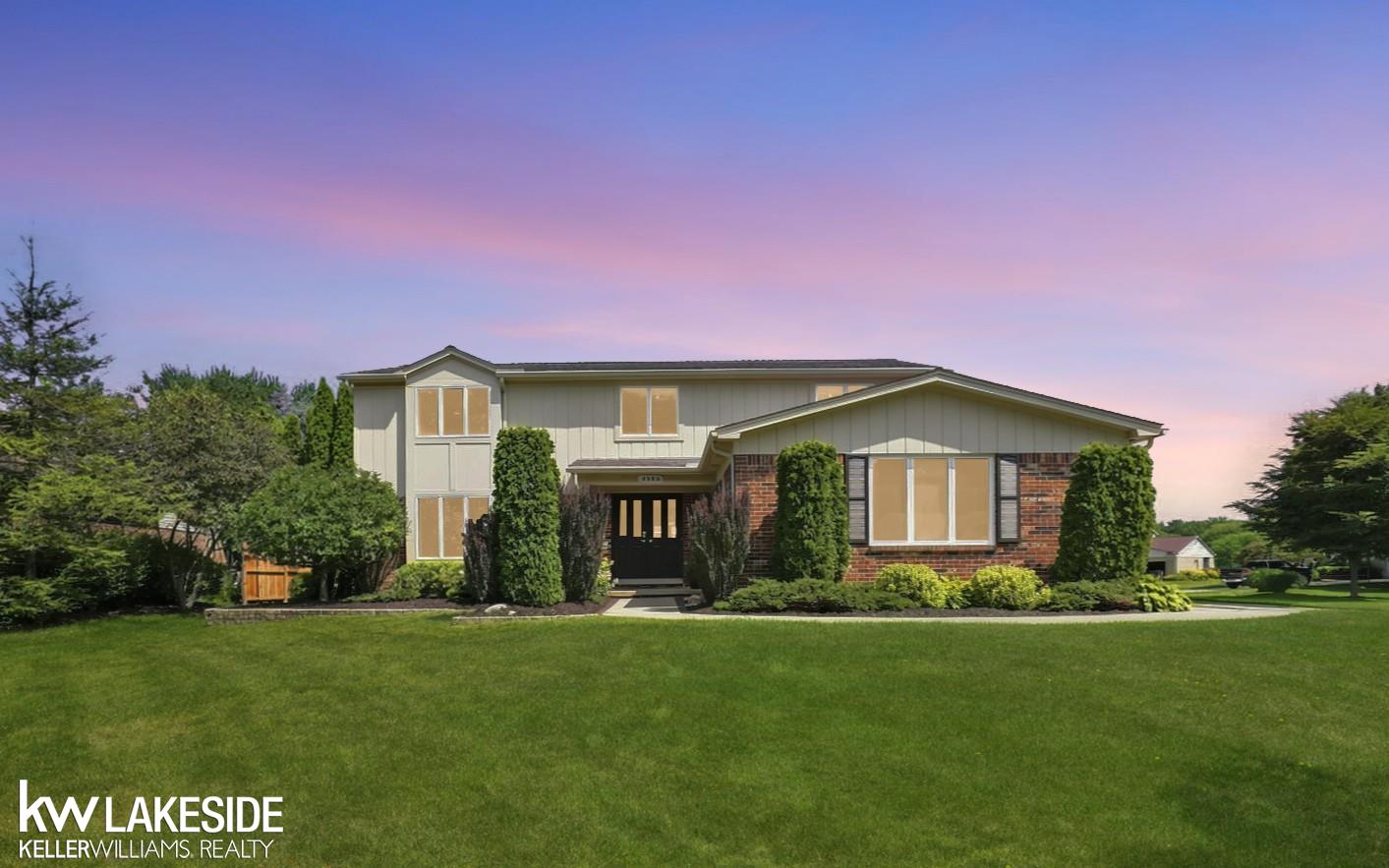 3392 Innsbrook Drive Rochester, MI 48309 - Photo 1 of 53 50215952-2fc8e0a1-ac4e-4855-8945-c2f830350367.JPG