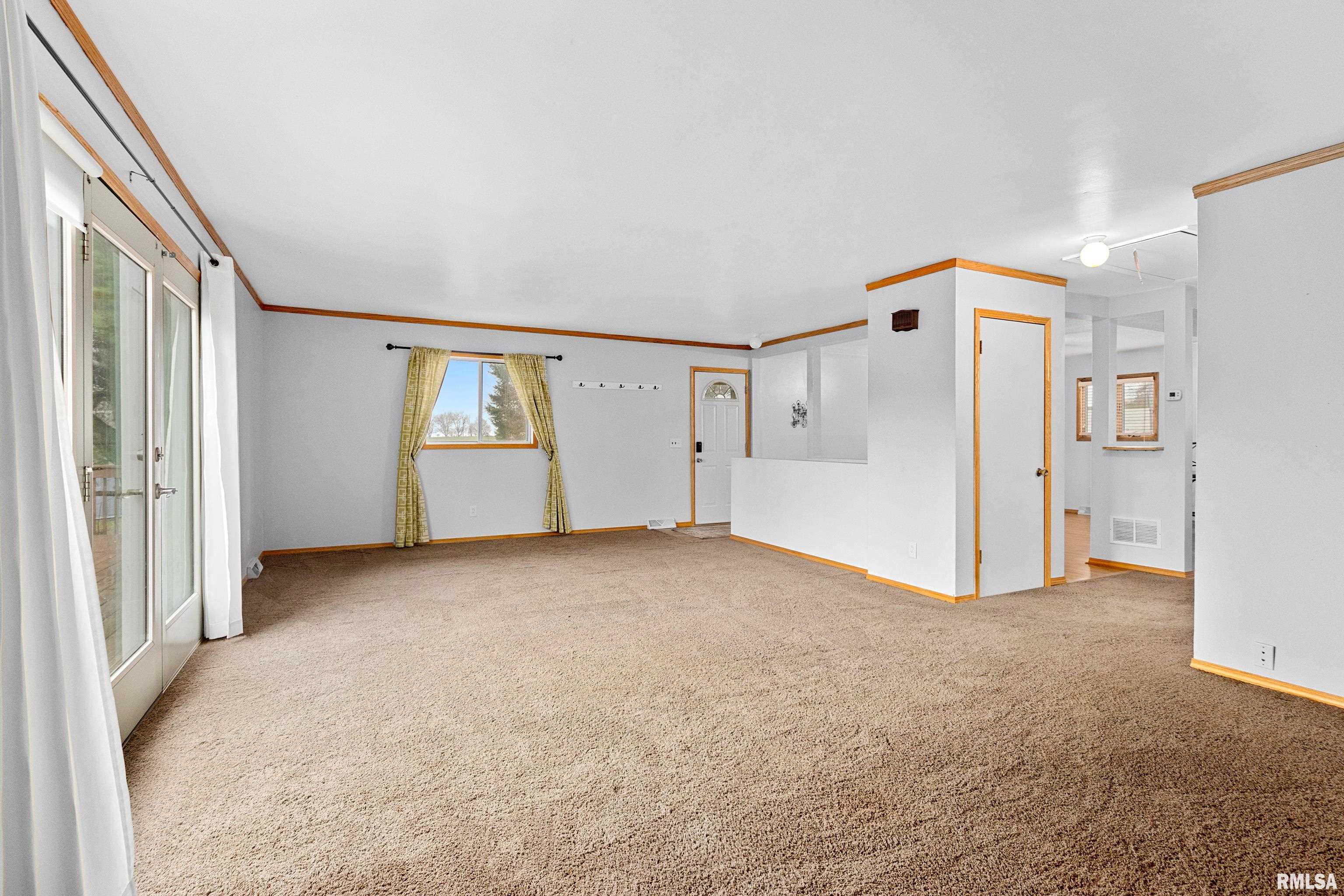 2629 Golf Road La Fayette, IL 61449 - Photo 7 of 33 Gallery Image 7