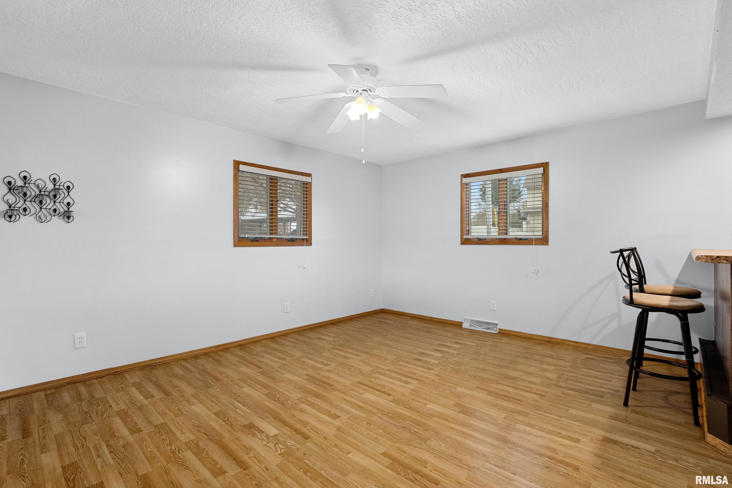 2629 Golf Road La Fayette, IL 61449 - Photo 8 of 33 Gallery Image 8
