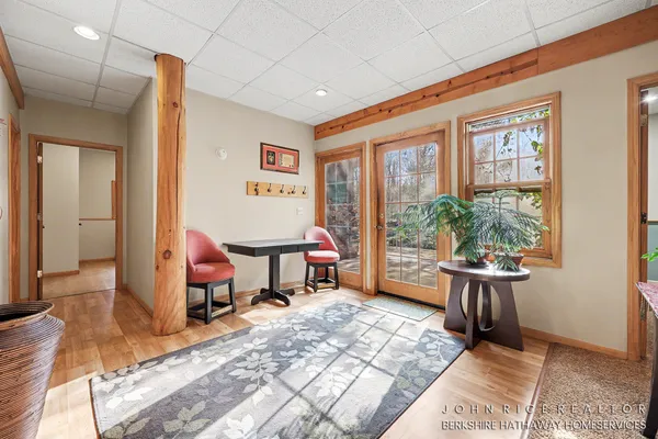 $700,000 | 10690 Bennett Street Southeast, Lowell, MI 49331