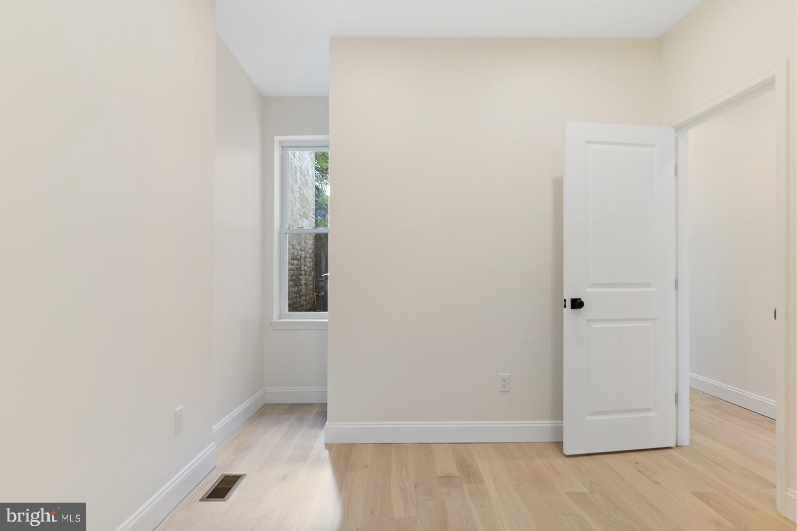 1644 North 6th Street Philadelphia, PA 19122 - Photo 36 of 52 a view of an empty room