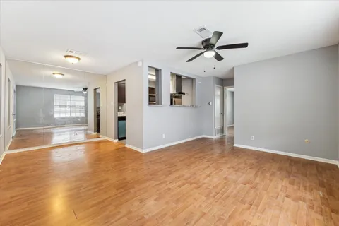 $79,000 | 6401 Skyline Drive, Unit 28, Houston, TX 77057