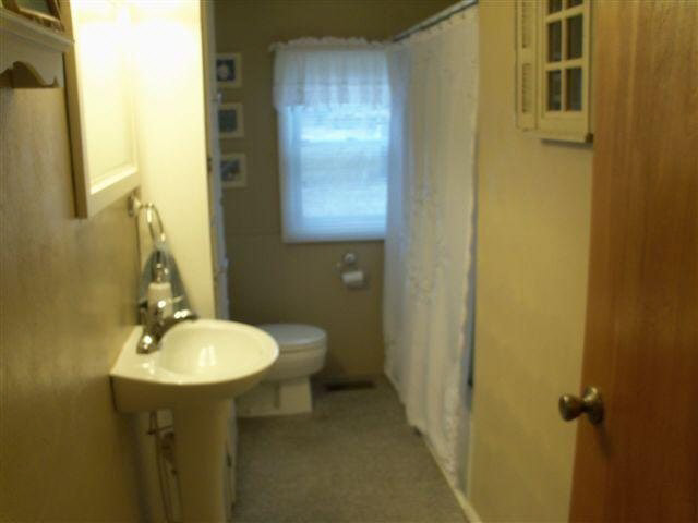 3520 North Barbee Road Warsaw, IN 46582 - Photo 5 of 17 Gallery Image 5