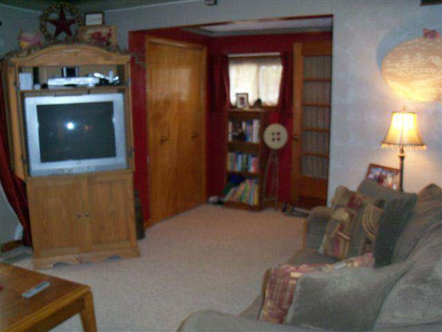 3520 North Barbee Road Warsaw, IN 46582 - Photo 9 of 17 Gallery Image 9
