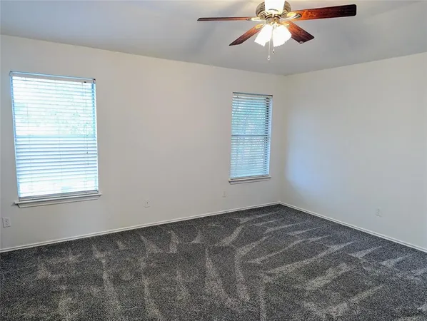 $2,000 | 1628 West Pflugerville Parkway, Round Rock, TX 78664