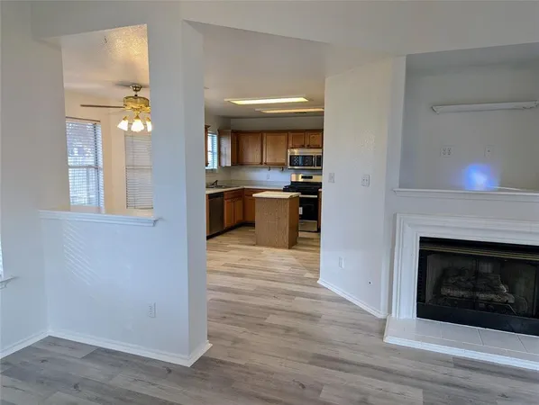 $2,000 | 1628 West Pflugerville Parkway, Round Rock, TX 78664