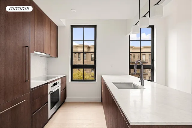 $975,000 | 755 Washington Avenue, Unit 3A | Crown Heights