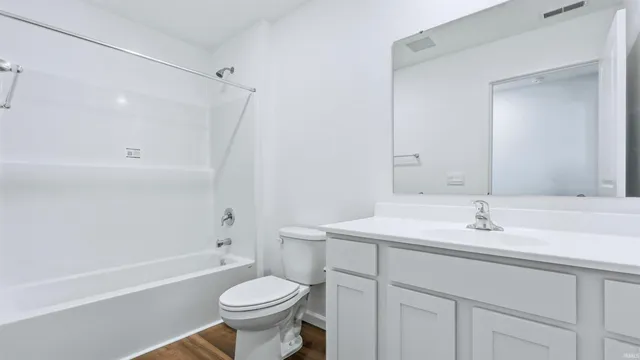 $324,900 | 5639 Tranquilo Way, Fort Wayne, IN 46818