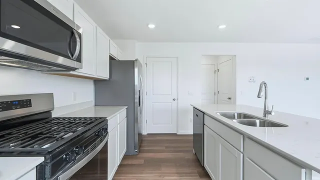 $324,900 | 5639 Tranquilo Way, Fort Wayne, IN 46818