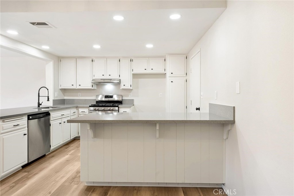 1127 Alleppo Court Hemet, CA 92545 - Photo 12 of 35