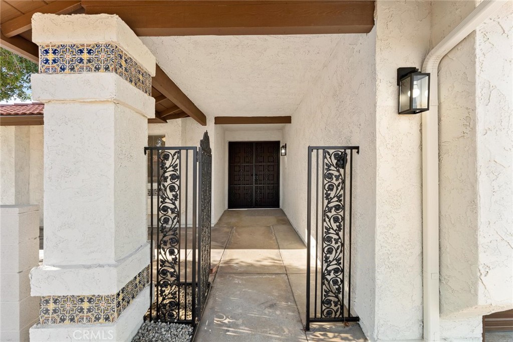 1127 Alleppo Court Hemet, CA 92545 - Photo 4 of 35