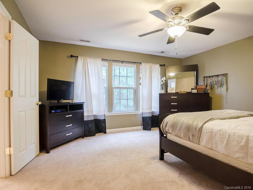 18114 Bluff Inlet Road, Unit 69 Cornelius, NC 28031 - Photo 14 of 23 Gallery Image 14