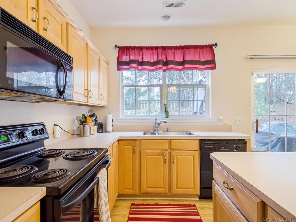 18114 Bluff Inlet Road, Unit 69 Cornelius, NC 28031 - Photo 8 of 23 Gallery Image 8