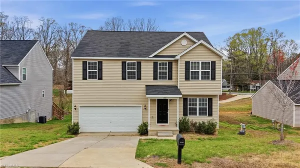 $295,000 | 1715 Ransom Trace Court, Winston-Salem, NC 27106