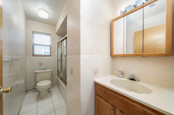 $3,000 | 149 Hobart Avenue, Unit 1, Bayonne, NJ 07002