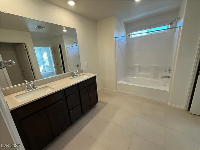 $2,400 | 5929 Violet Crown Street, North Las Vegas, NV 89081