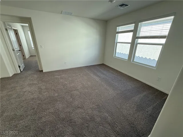 $2,400 | 5929 Violet Crown Street, North Las Vegas, NV 89081